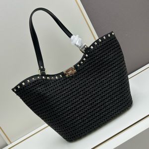 Valentino Rockstud Shopping Bag In Raffia Black