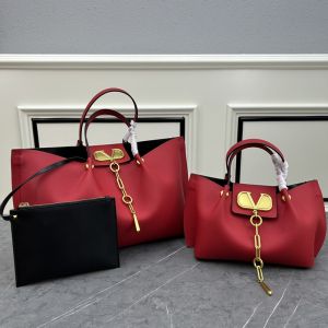 Valentino VLogo Escape Tote In Grainy Calfskin Red