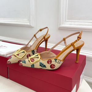 Valentino VLogo Signature Slingback Pumps 80MM Women Cherryfic Motif Raffia Brown