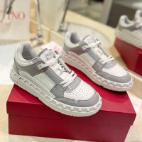 Valentino Freedots Sneakers Unisex Patent Leather Grey/White