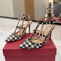 Valentino Rockstud Caged Pumps 100MM Women Pied-de-poule Fabric White/Black