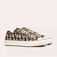Valentino Totaloop Low-Top Sneakers Unisex Toile Iconographe Fabric Beige