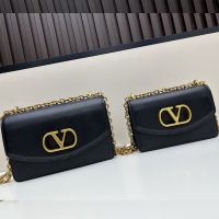 Valentino Vain Shoulder Bag In Shiny Calfskin Black
