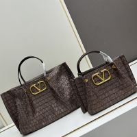 Valentino Shopping Bag In Toile Iconographe Raffia Coffee